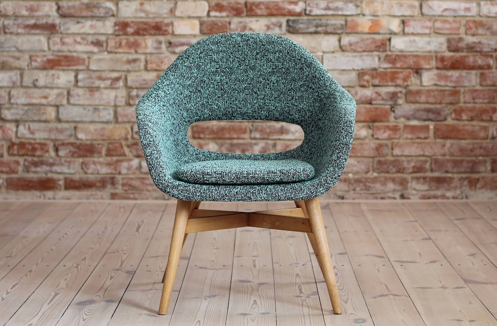 photo vinterior Set Of 2 Lounge Chairs Designed By Miroslav Navrátil, 1950s, Czech Republic