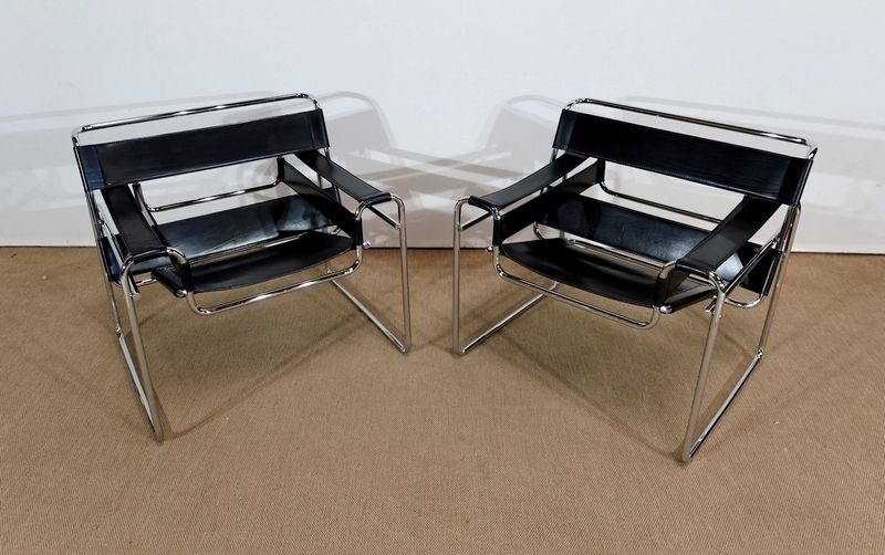 Pair Of Important Wassily B3 Armchairs By M. Breuer, Early 20th Century