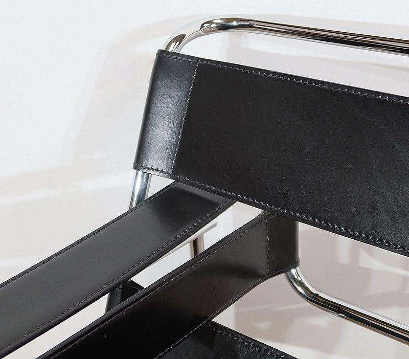 photo furniture Pair Of Important Wassily B3 Armchairs By M. Breuer, Early 20th Century