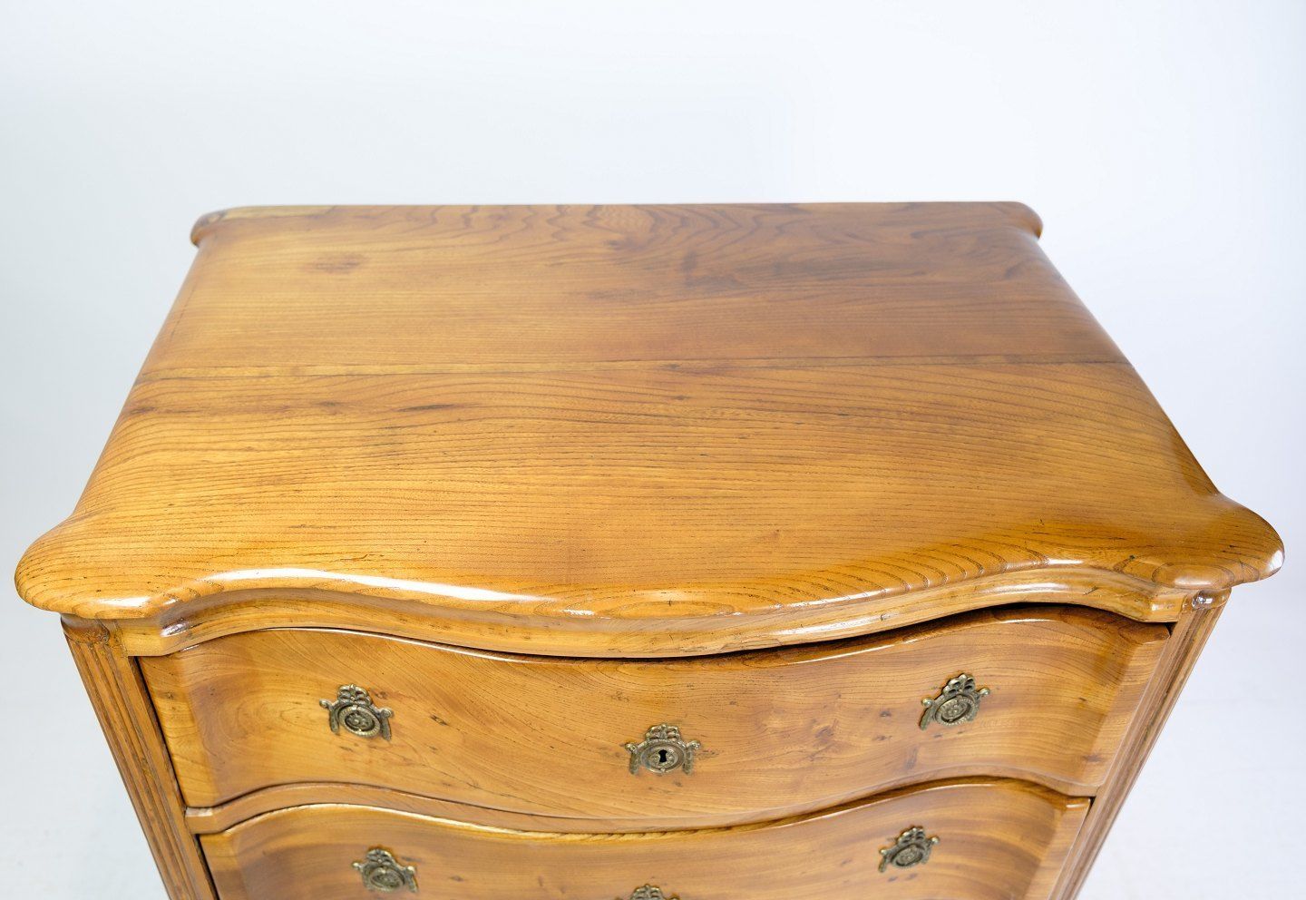 Small Fine Louise Seize Chest Of Drawers In Elm Wood From Copenhagen Around The Period 1780s. photo for sale
