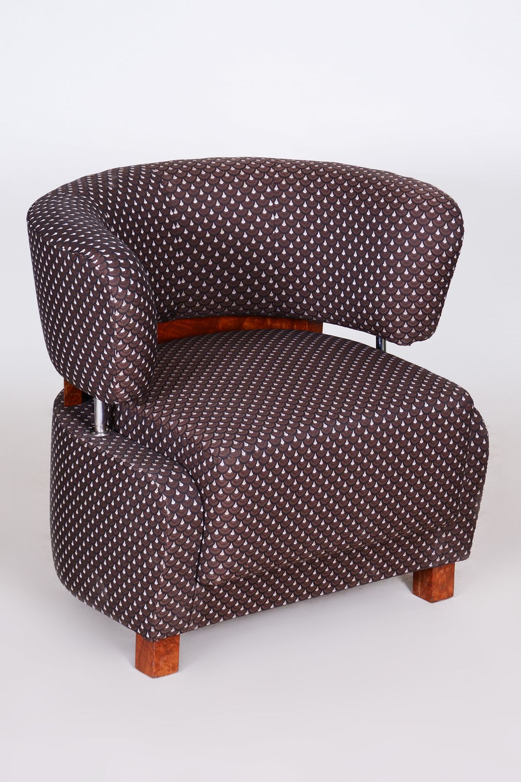 Avant Garde Armchair Made In 1920s France. Fully Restored