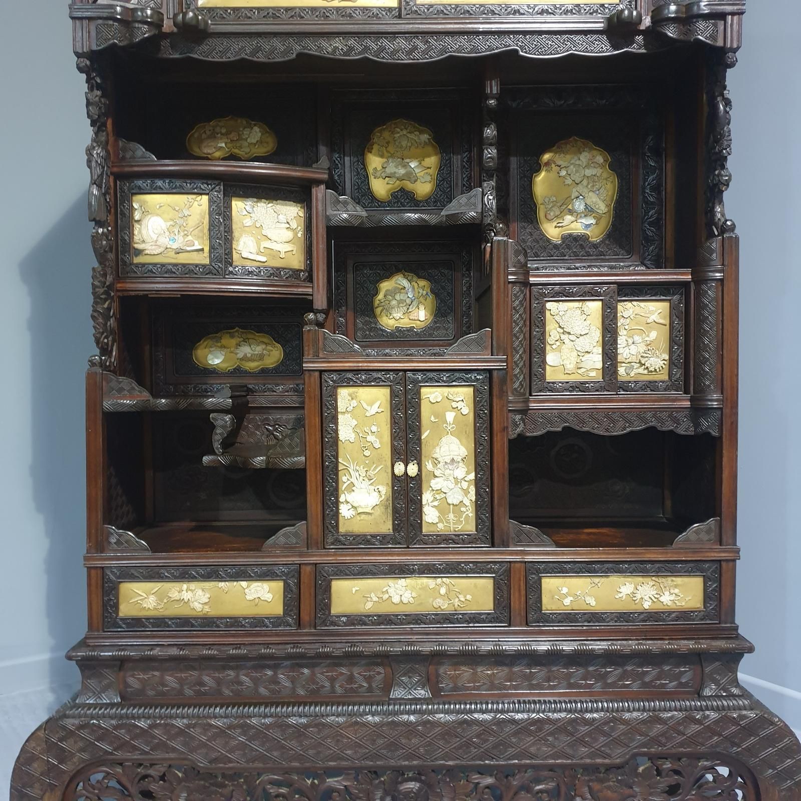 Large Meji Period Shibayama Cabinet photo Furniture