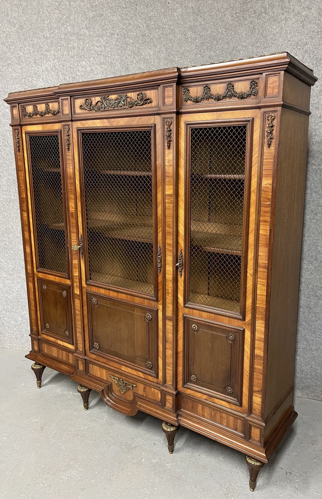 Quality French Kingwood & Mahogany Bookcase photo Furniture