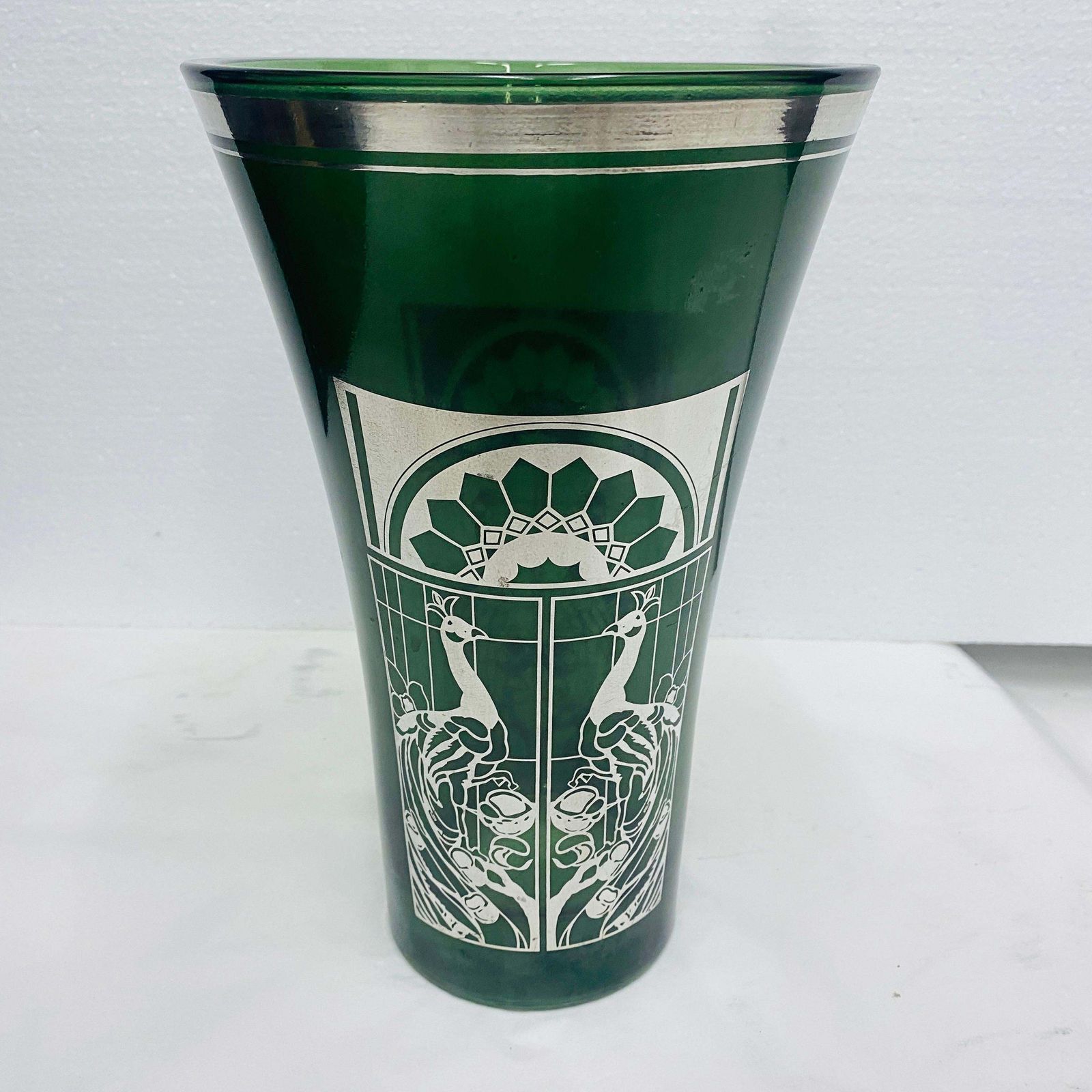 1900 Art Nouveau Green Glass And Silver Italian Vase photo furniture