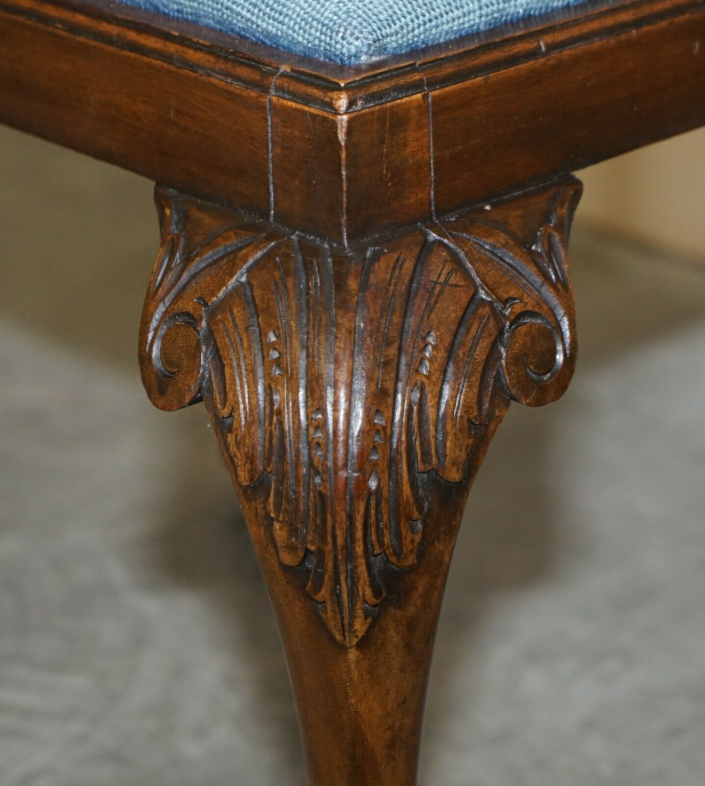 Fine Thomas Clarkson & Son Ltd Circa 1940 Hand Carved Claw & Ball Foot Stool photo buy