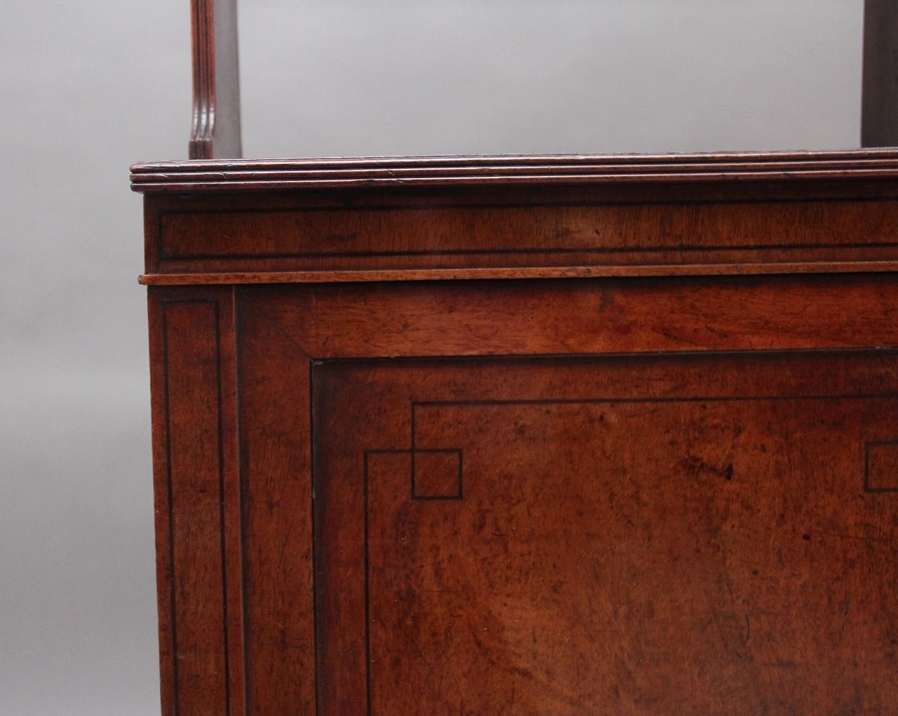 photo furniture Early 19th Century Mahogany Open Top Cabinet