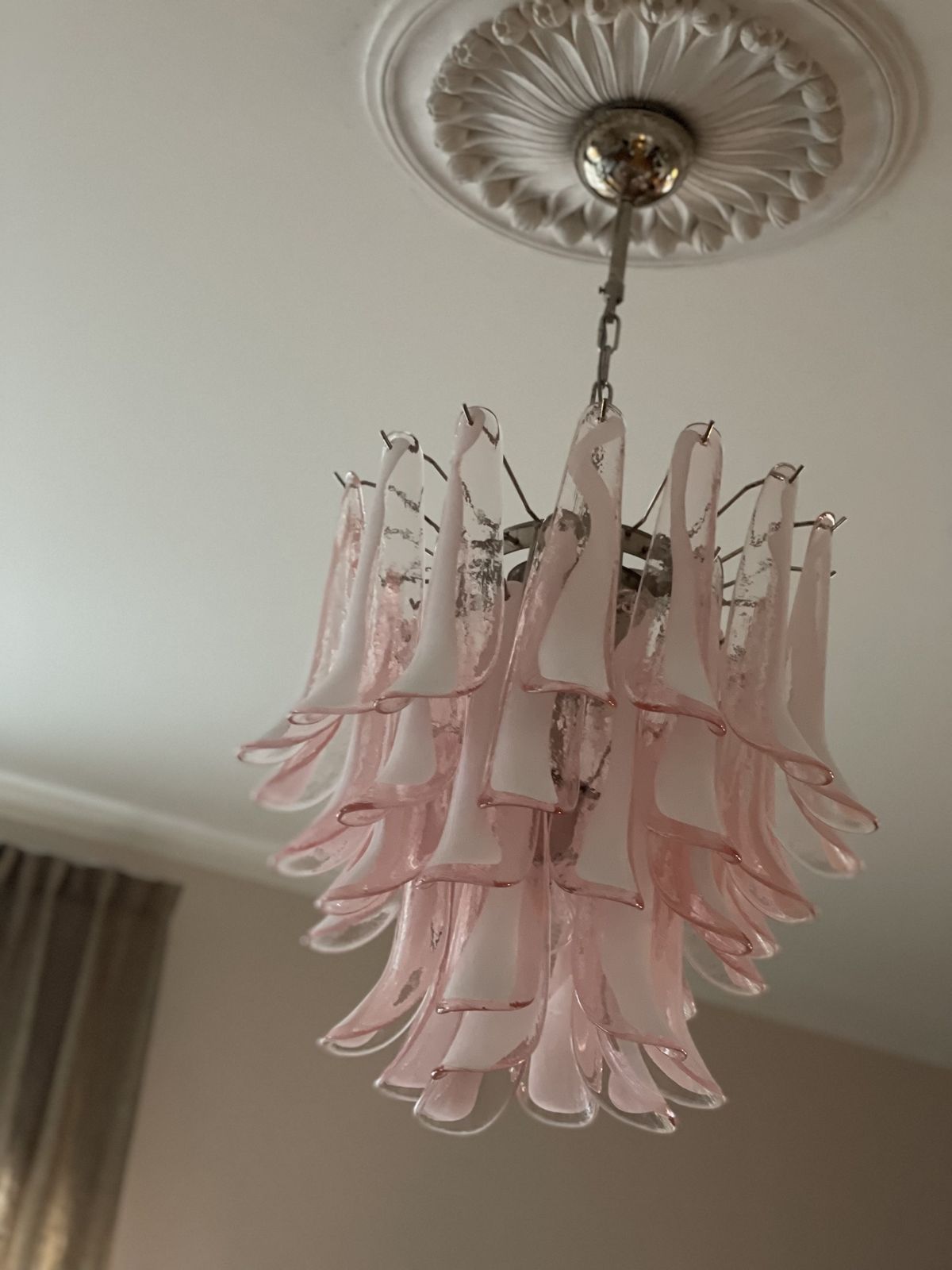 Pink Murano Glass Chandelier In The Style Of Mazzega   Large Size. photo vinterior