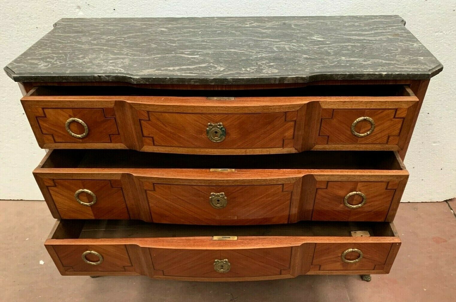 Transition Style Chest Of Drawers In Rosewood And Amaranth Veneer, 20th Century photo vintage