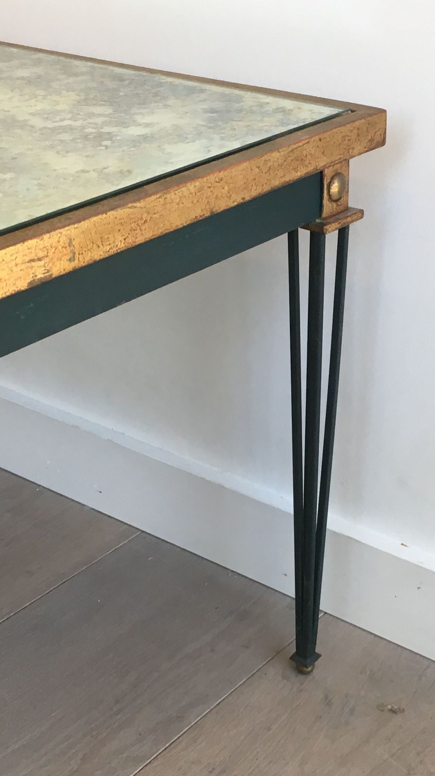 photo vintage Coffee Table In Patinated And Gilded Steel In The Taste Of Jacques Quinet
