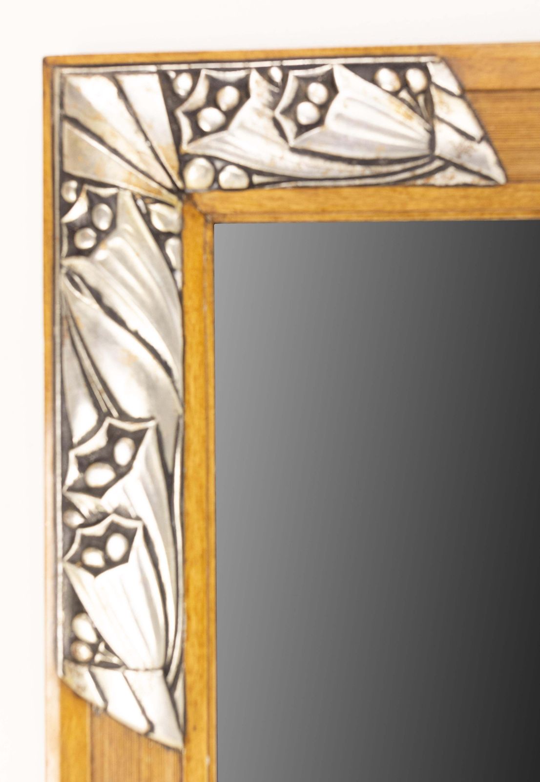 Miroir Art déco en métal et pin à décor floral, vers 1930 photo for sale