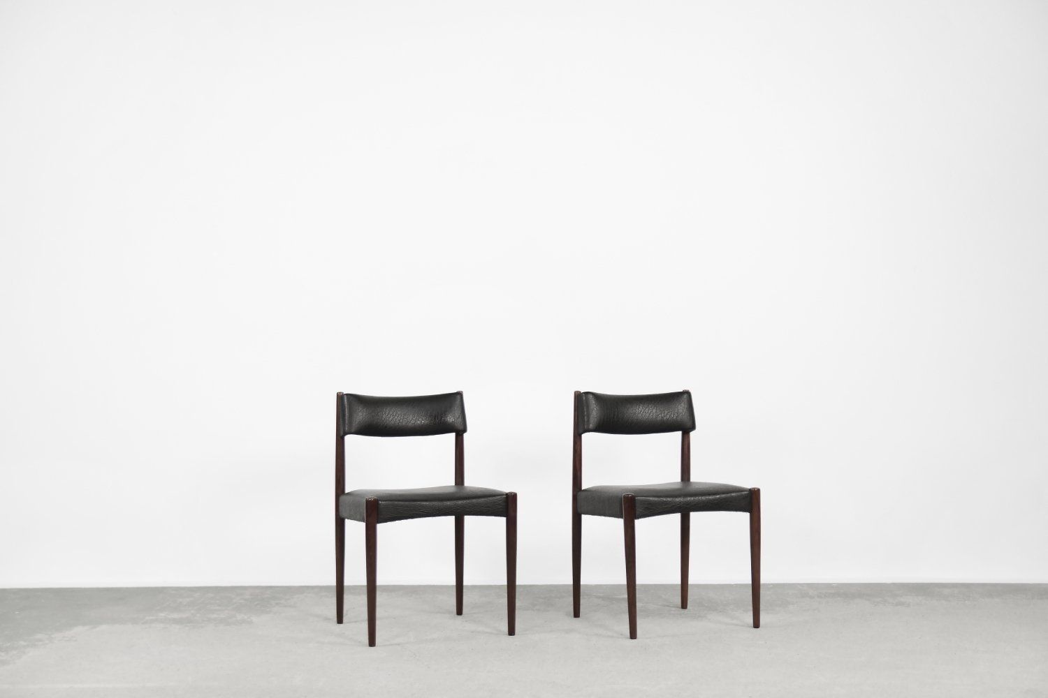 Mid Century Modern Dutch Dining Chairs By Aksel Bender Madsen For Bovenkamp, 1960s, Set Of 2