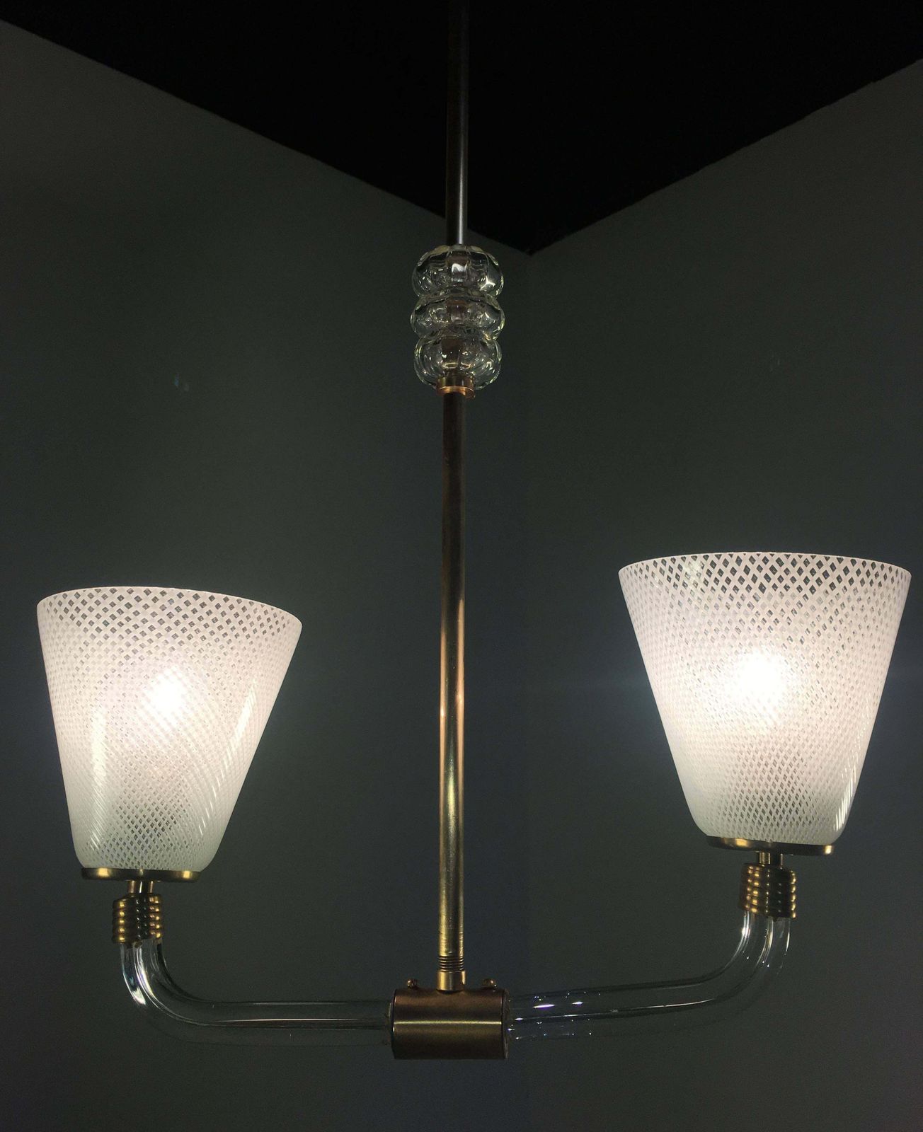 photo vinterior Adorable Pendant Chandelier "Reticello" By Venini, Murano, 1940s