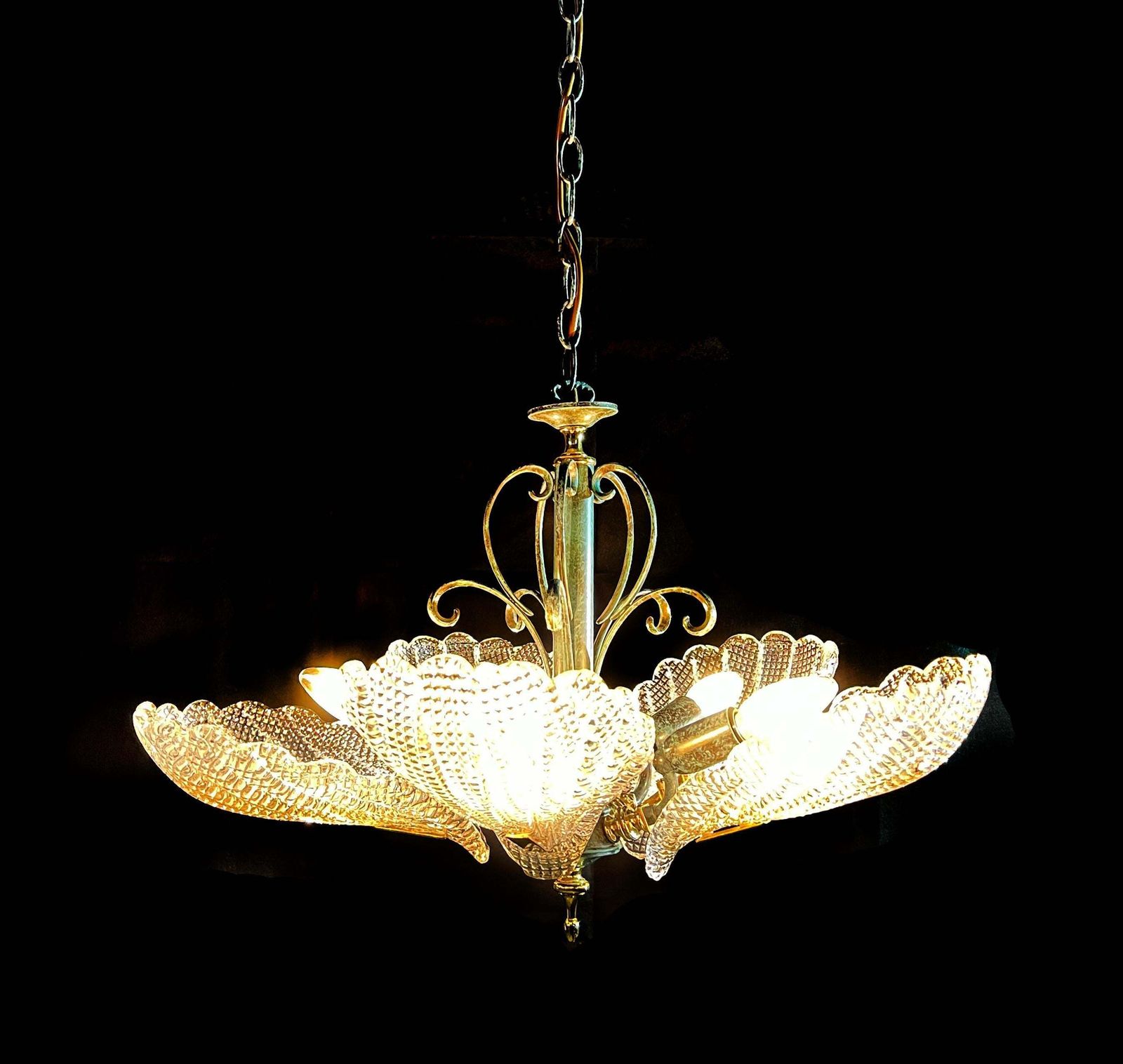 Italian Chandelier Five Leaves With Golden Details, Murano 1990 photo Lighting