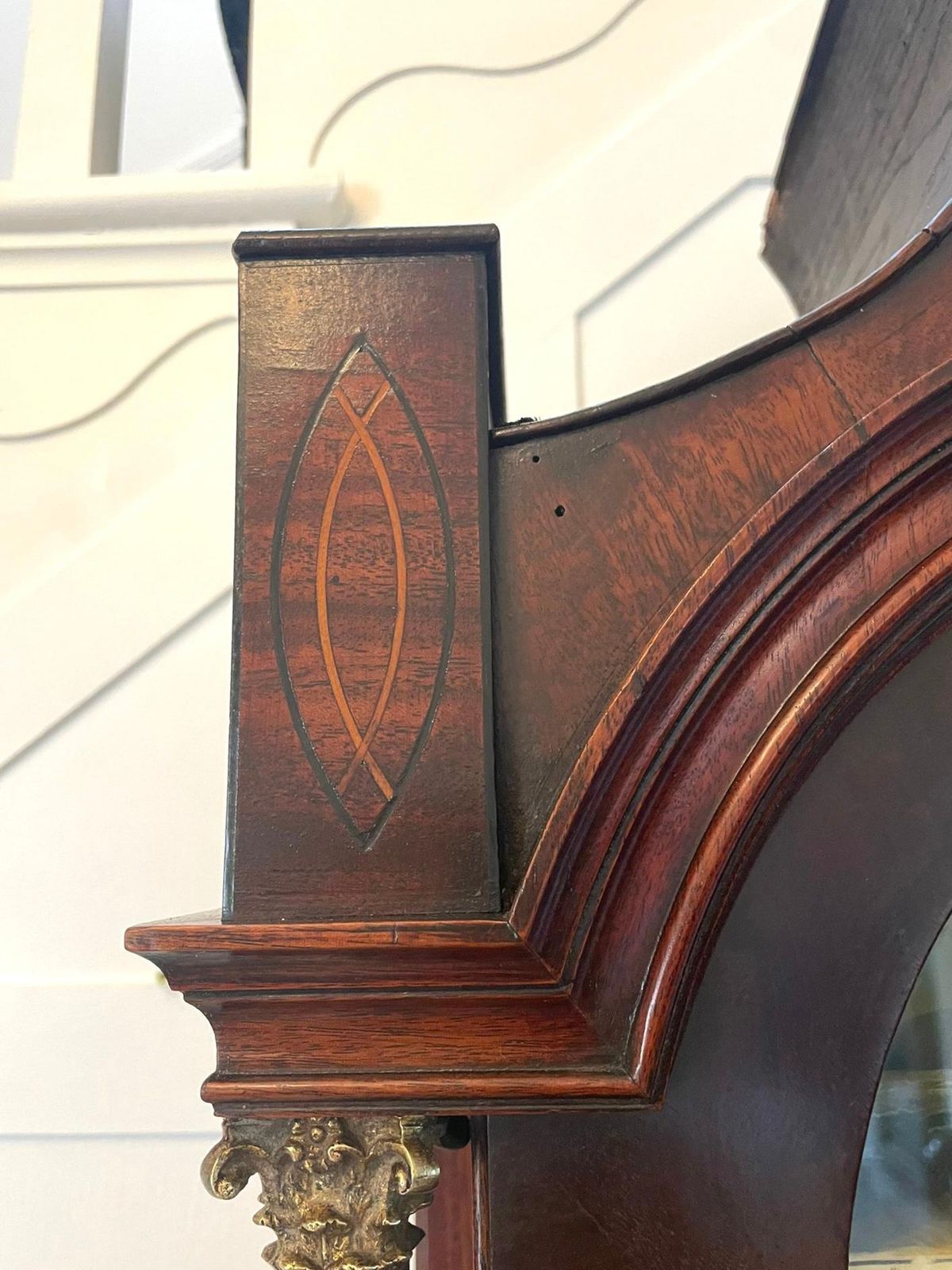 photo vintage Antique George III Superior Quality Mahogany Inlaid Eight Day Longcase Clock