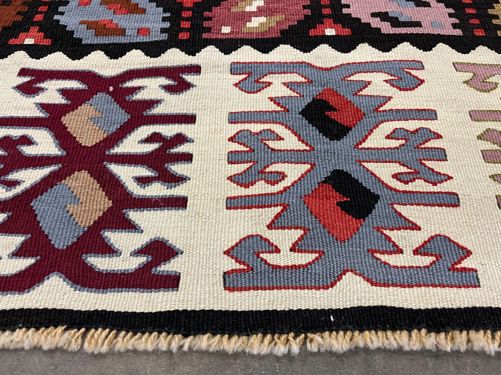 Antique Turkish Pirot Kilim Rug Handmade Flatwoven Oriental Kilim Area Rug photo furniture