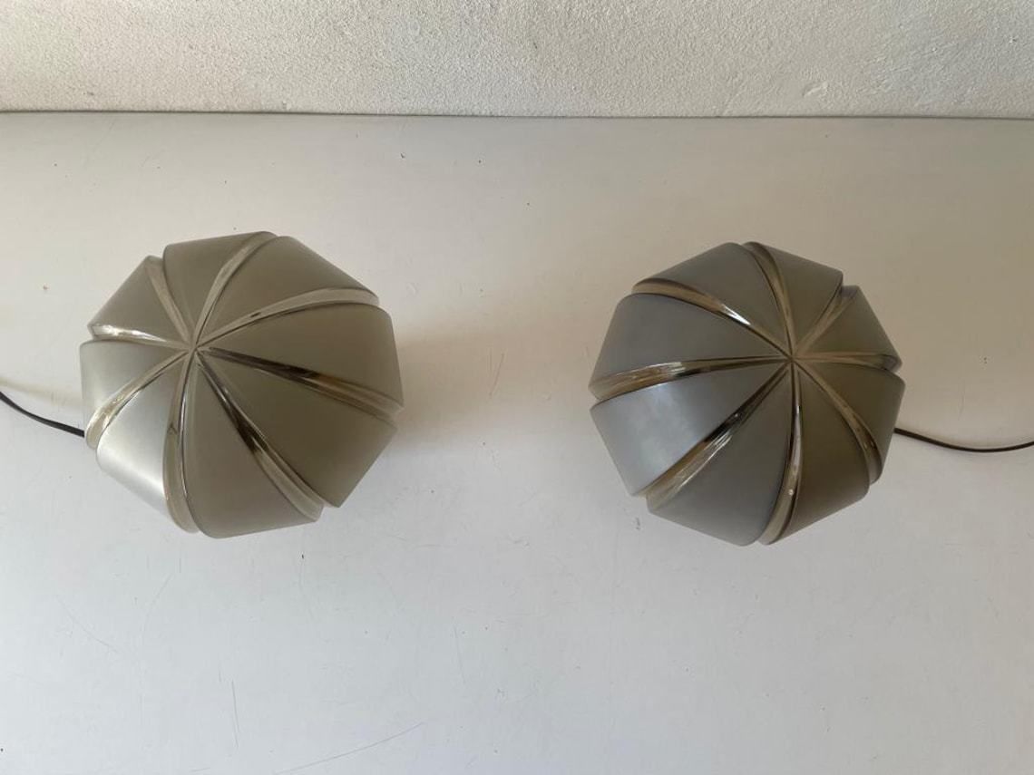 Mushroom Design 3 Dimensional Grey Glass Rare Pair Of Table Lamps By Peill Und Putzler 1960s Germany photo vintage