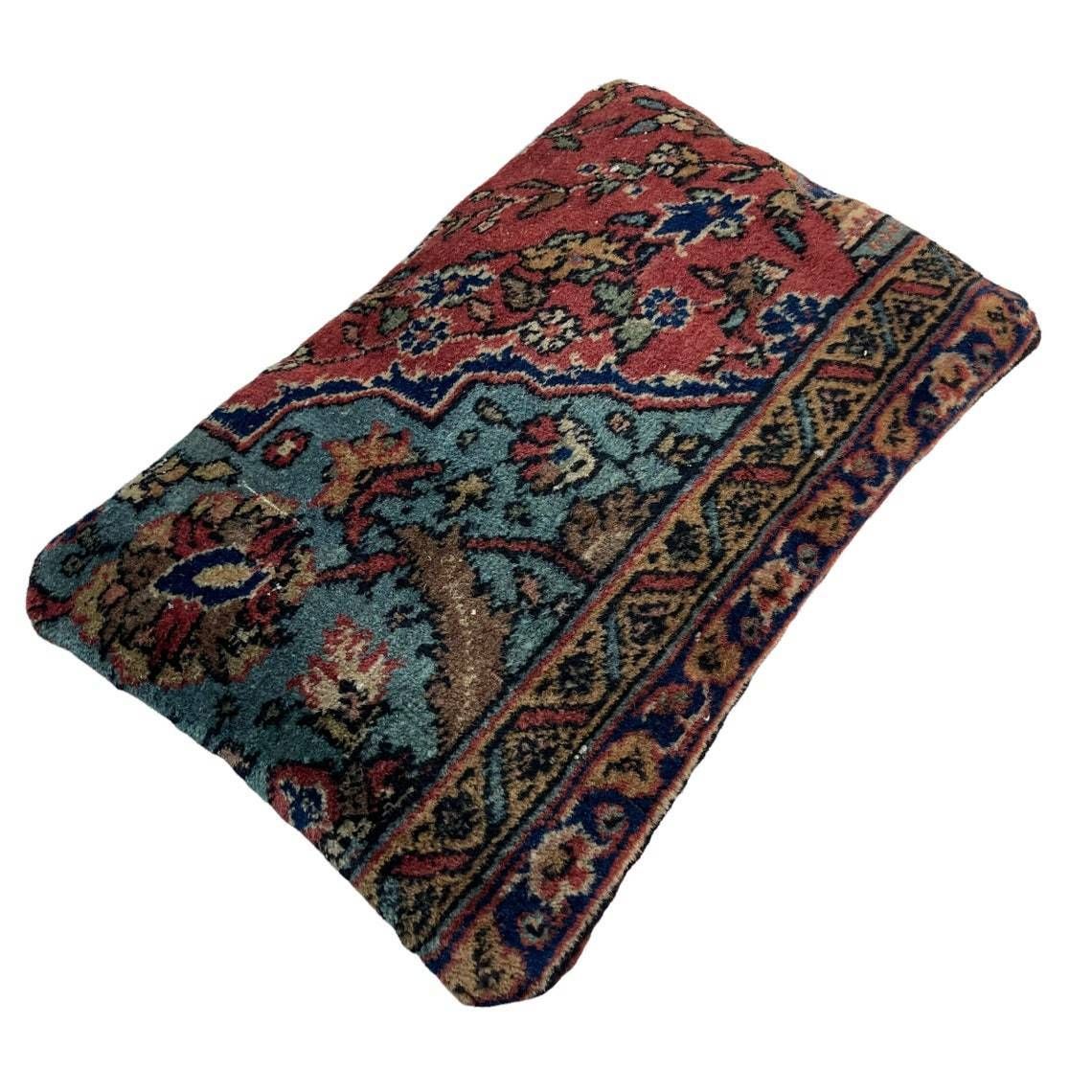 12'' X 20'' Vintage Hand Made Rug Cushion Cover, 30 X 50 Cm Decorative Rug Pillow Cover, Large Vintage Turkish Rug Cushion Cover photo vinterior