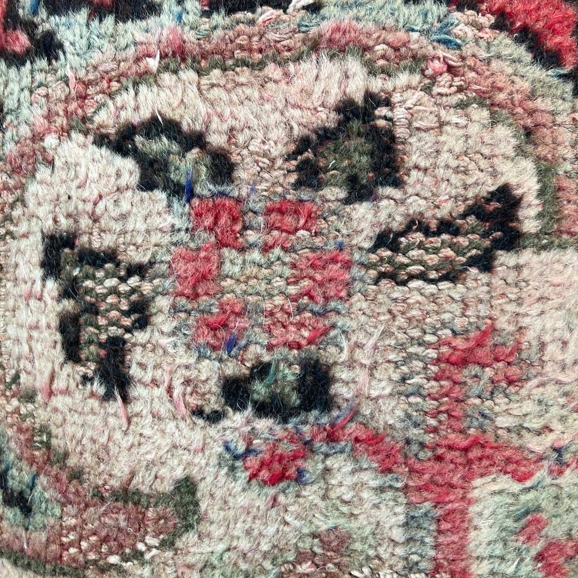 12'' X 20'' Vintage Hand Made Rug Cushion Cover, 30 X 50 Cm Decorative Rug Pillow Cover, Large Vintage Turkish Rug Cushion Cover photo Textiles
