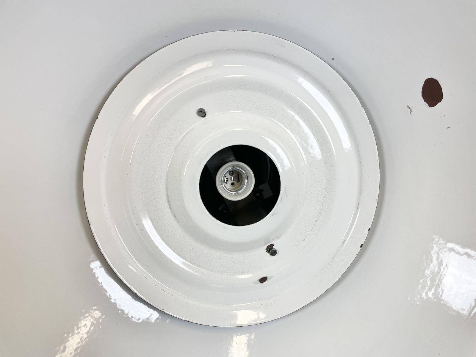 photo vinterior Large Grey Enamel Industrial Factory Lamp From Elektrosvit, 1960s, 29x