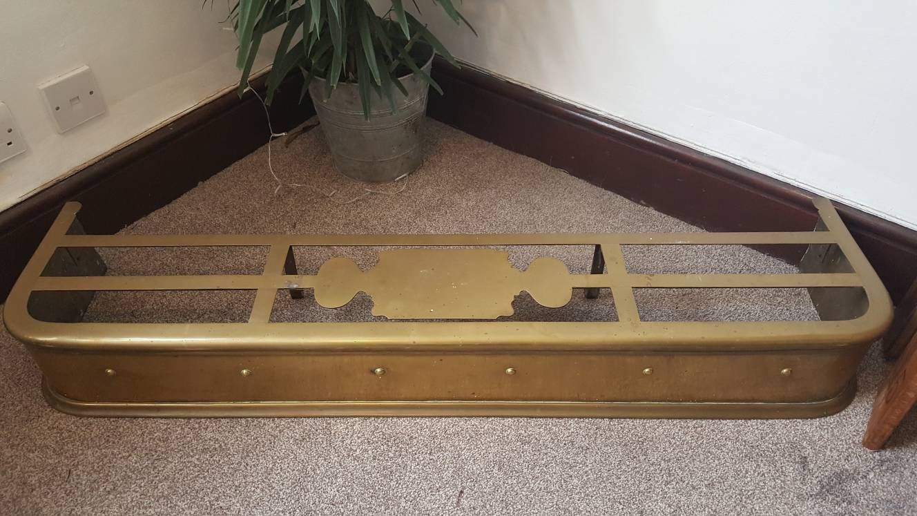 Antique Fender  Late Victorian Brass Fender
