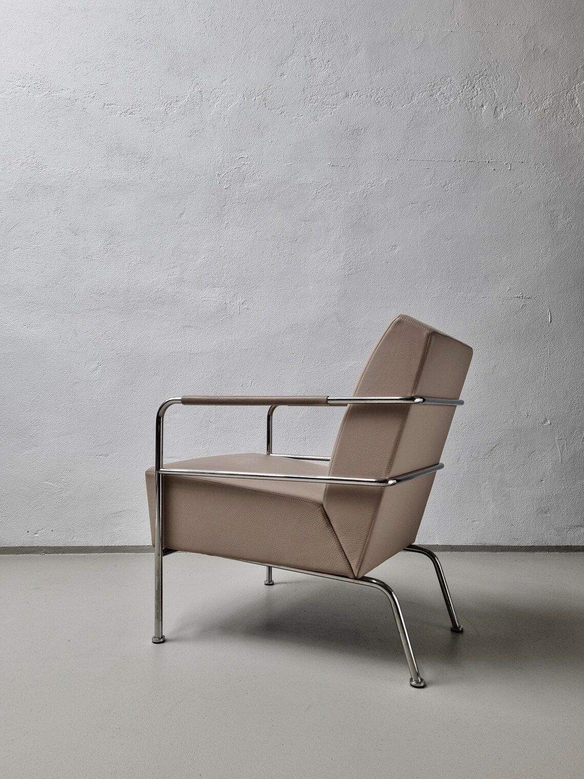 1800.0 2 Leather Chrome Lounge Chairs | Cinema | Gunilla Allard | Lammhults | Sweden | 1990s photo
