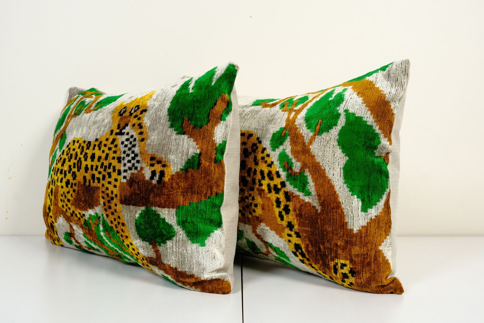 Set Of Two Ikat Velvet Pillow Cover, Pair Handmadetiger Silk Velvet Lumbar Pillow Cover, Uzbek Animal Cushion Cover 16" X 24" photo 110.0