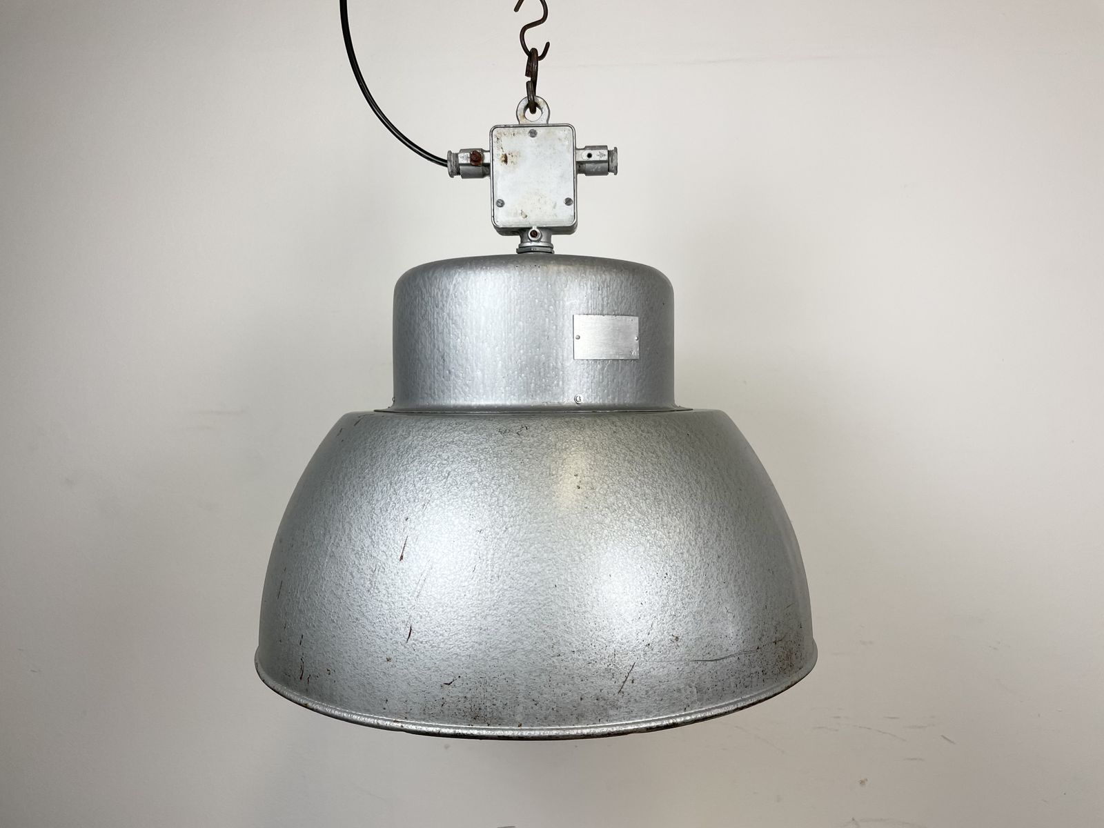 Industrial Polish Factory Pendant Lamp From Mesko, 1970s, 2x photo vinterior