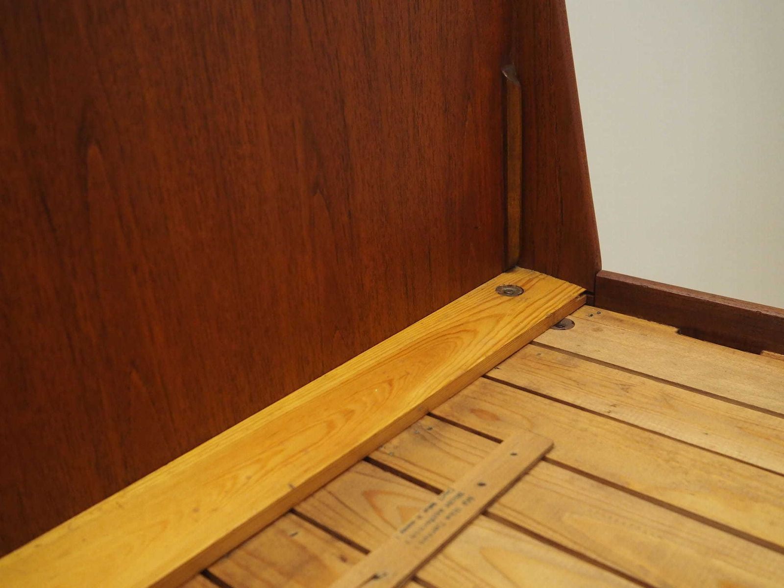 photo vinterior Teak Bed, Danish Design, 1970s, Manufactured In Denmark