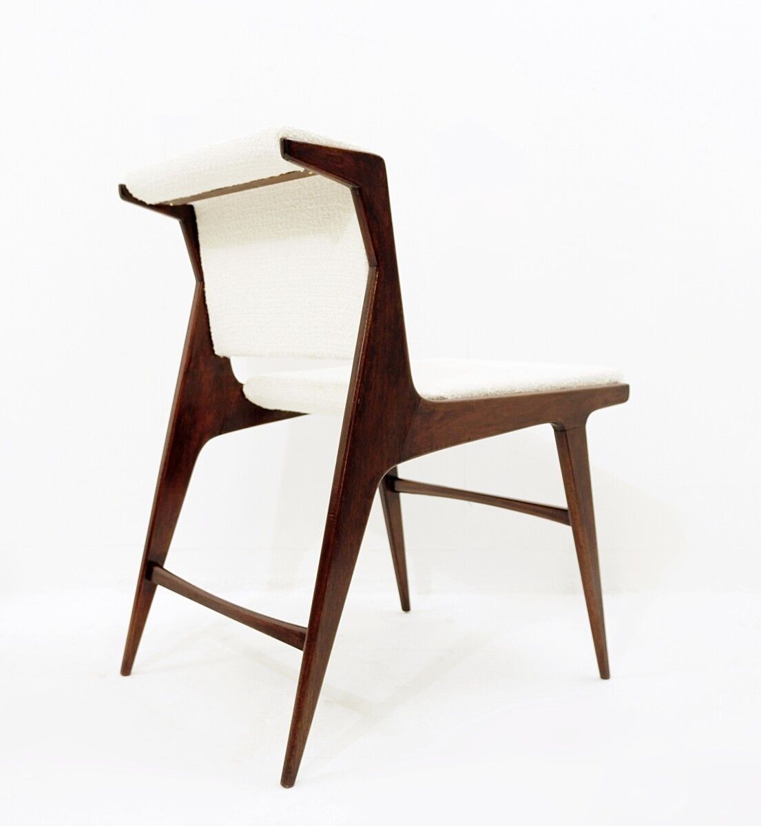Set Of 4 Mid Century Modern Italian Chairs photo Furniture