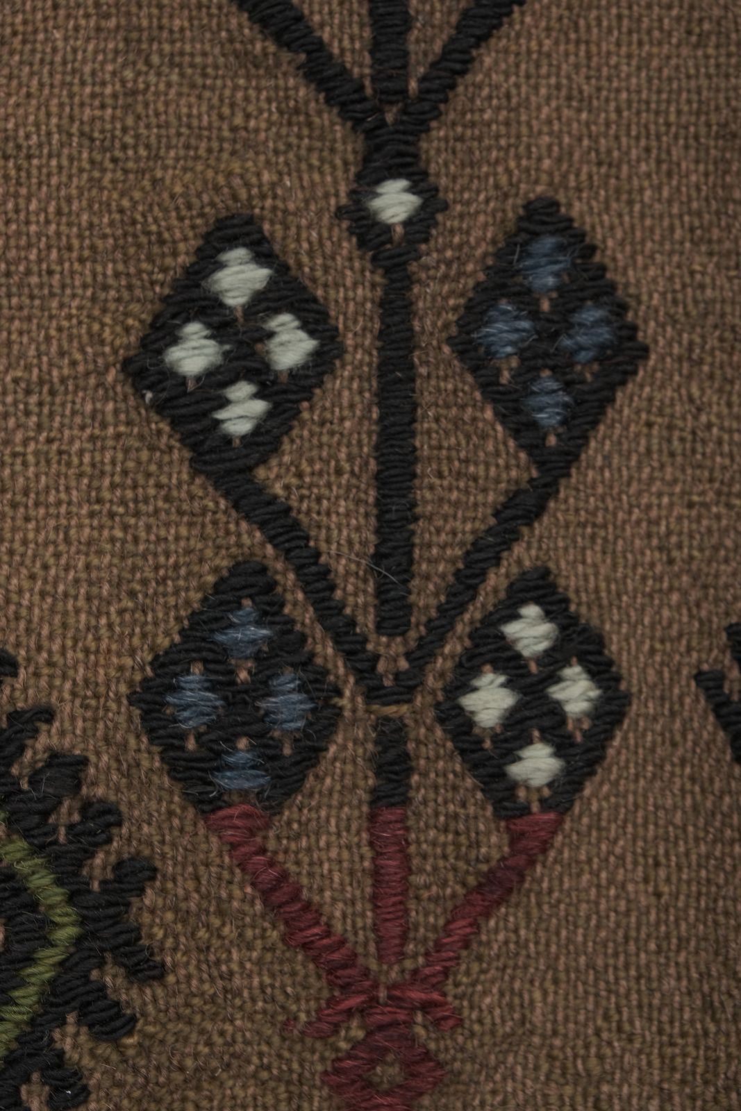 1980s Vintage Turkish Kilim Flat Weave Area Rug 5'3'' X 6'1'' photo for sale