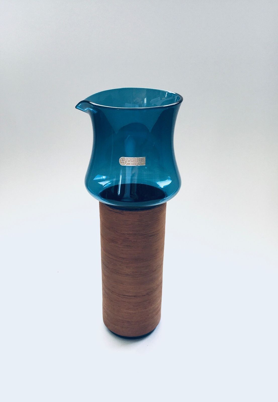 Mid Century Modern Scandinavian Design Glazen Karaf Van Pukeberg, Zweden, Ca. Jaren 1960