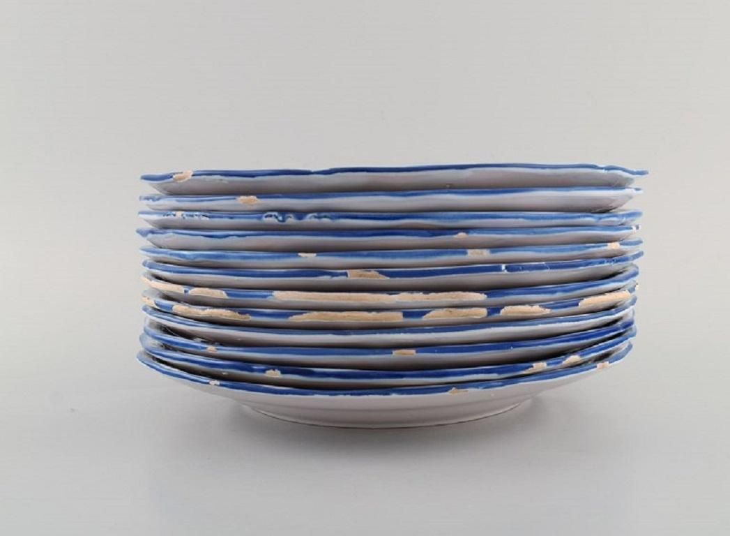 Emile Gallé For St. Clement Nancy, Twelve Antique Plates In Hand Painted Faience photo vinterior