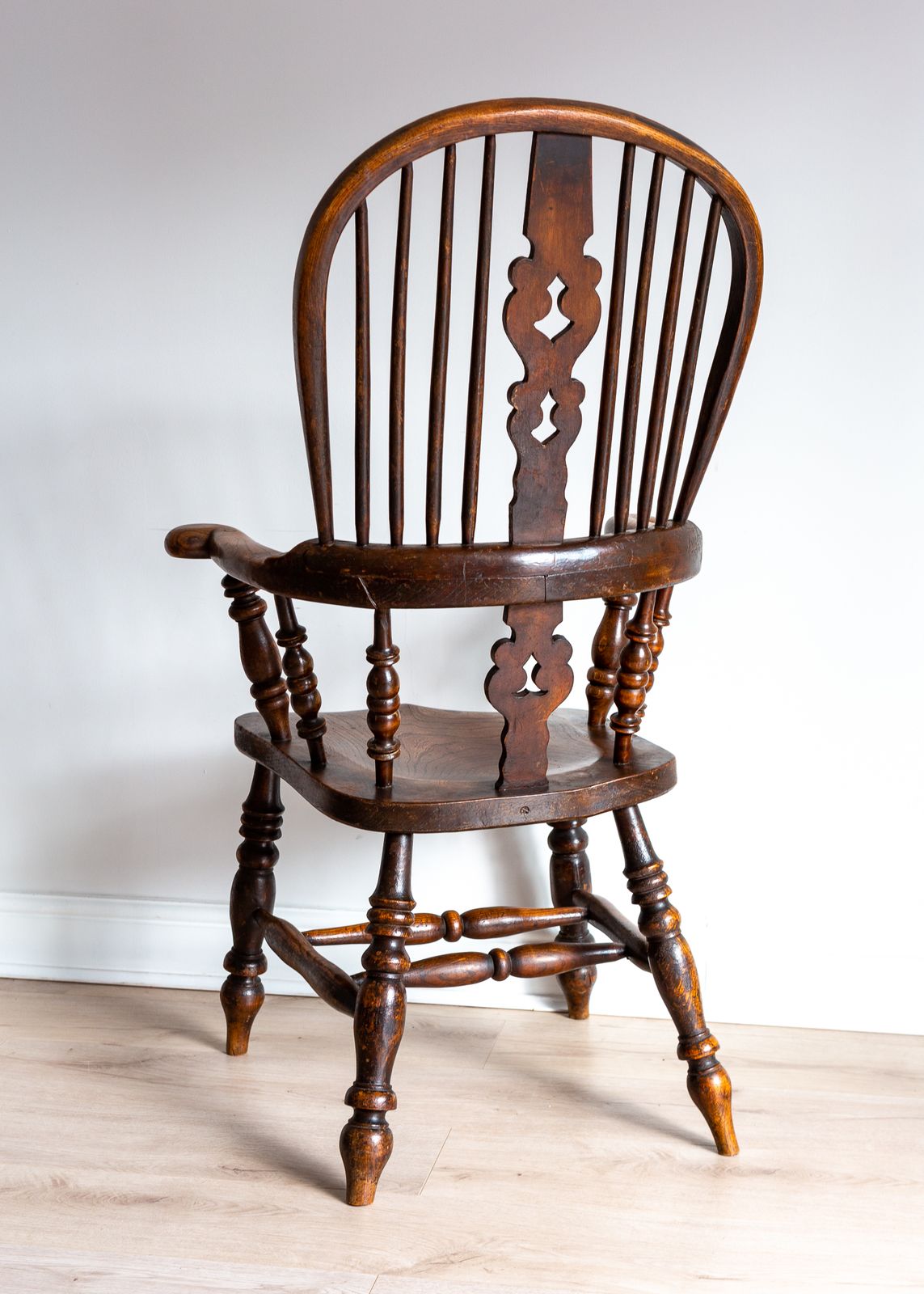 Unique 19th Century Stamp Marked Broad Arm Antique Yorkshire Windsor Chair photo for sale