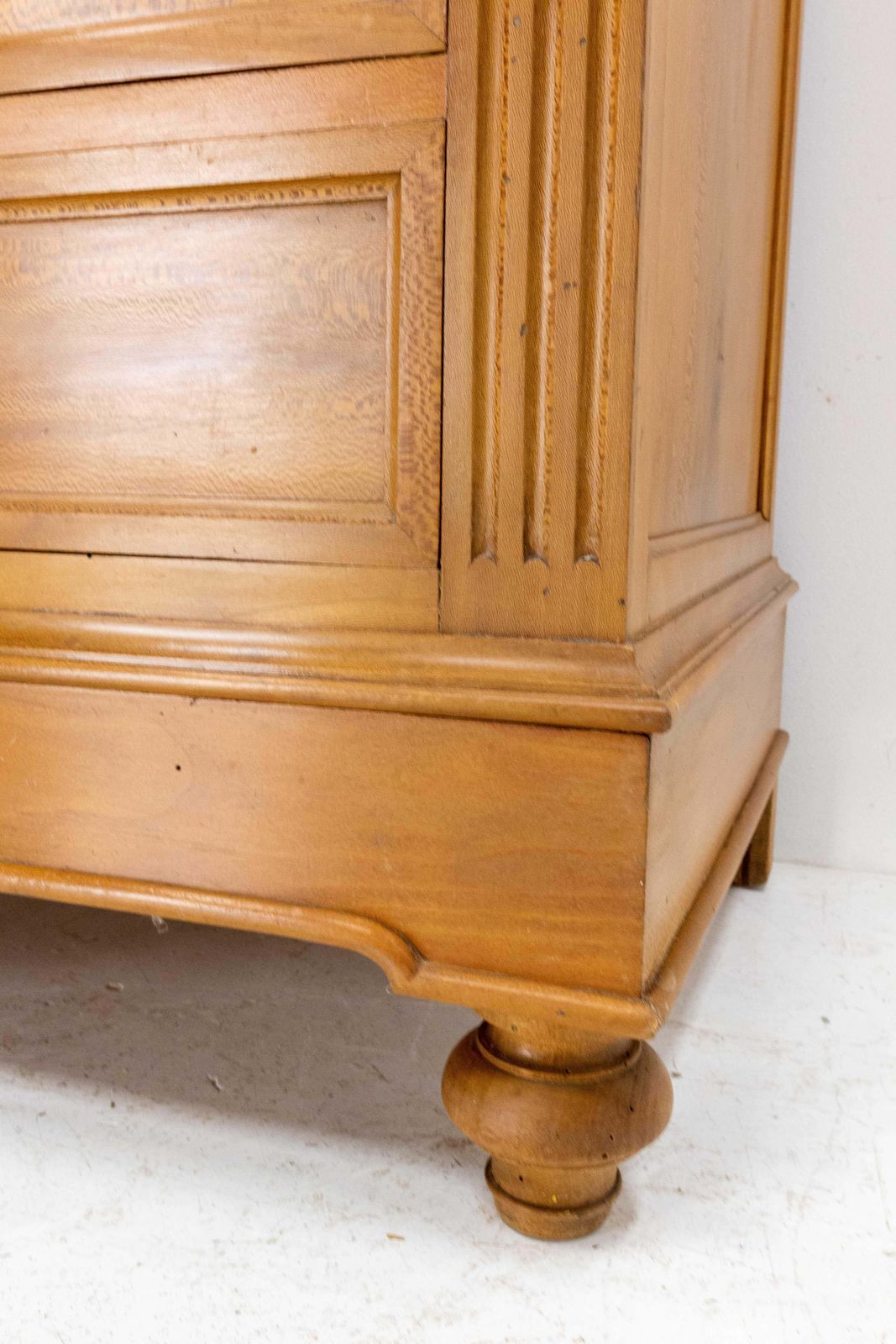 1995.0 Commode Louis-Philippe, plateau en marbre, XIXe siècle photo