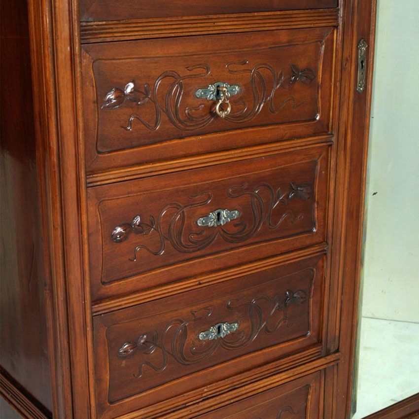 Art Nouveau, Wardrobe , Chest Of Drawers By Vincenzo Cadorin Venezia In Walnut photo Furniture