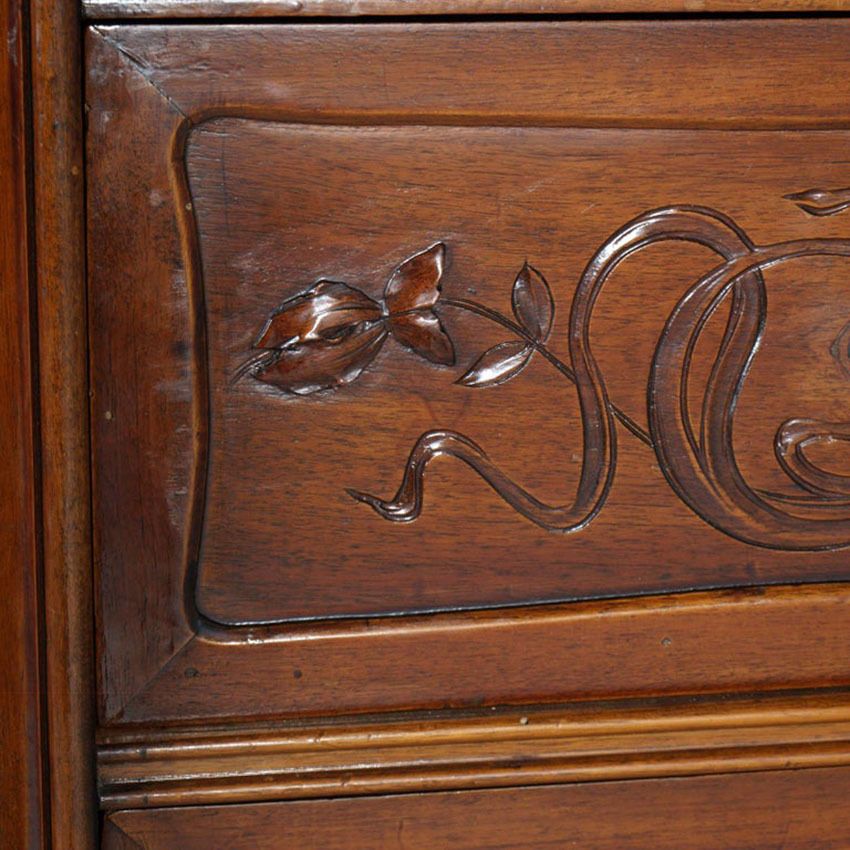 photo vinterior Art Nouveau, Wardrobe , Chest Of Drawers By Vincenzo Cadorin Venezia In Walnut