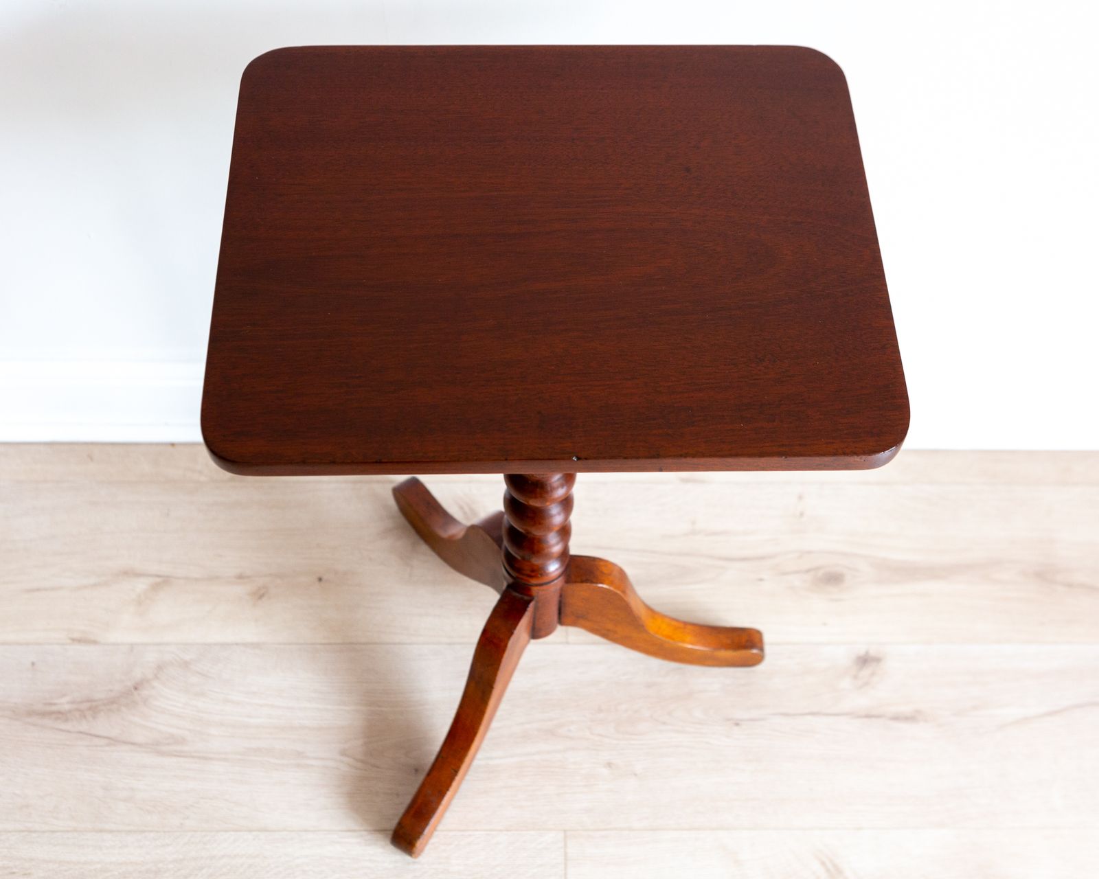 Antique Georgian Mahogany Bobbin Turned Pedestal Tripod Wine Table Side Table photo vintage