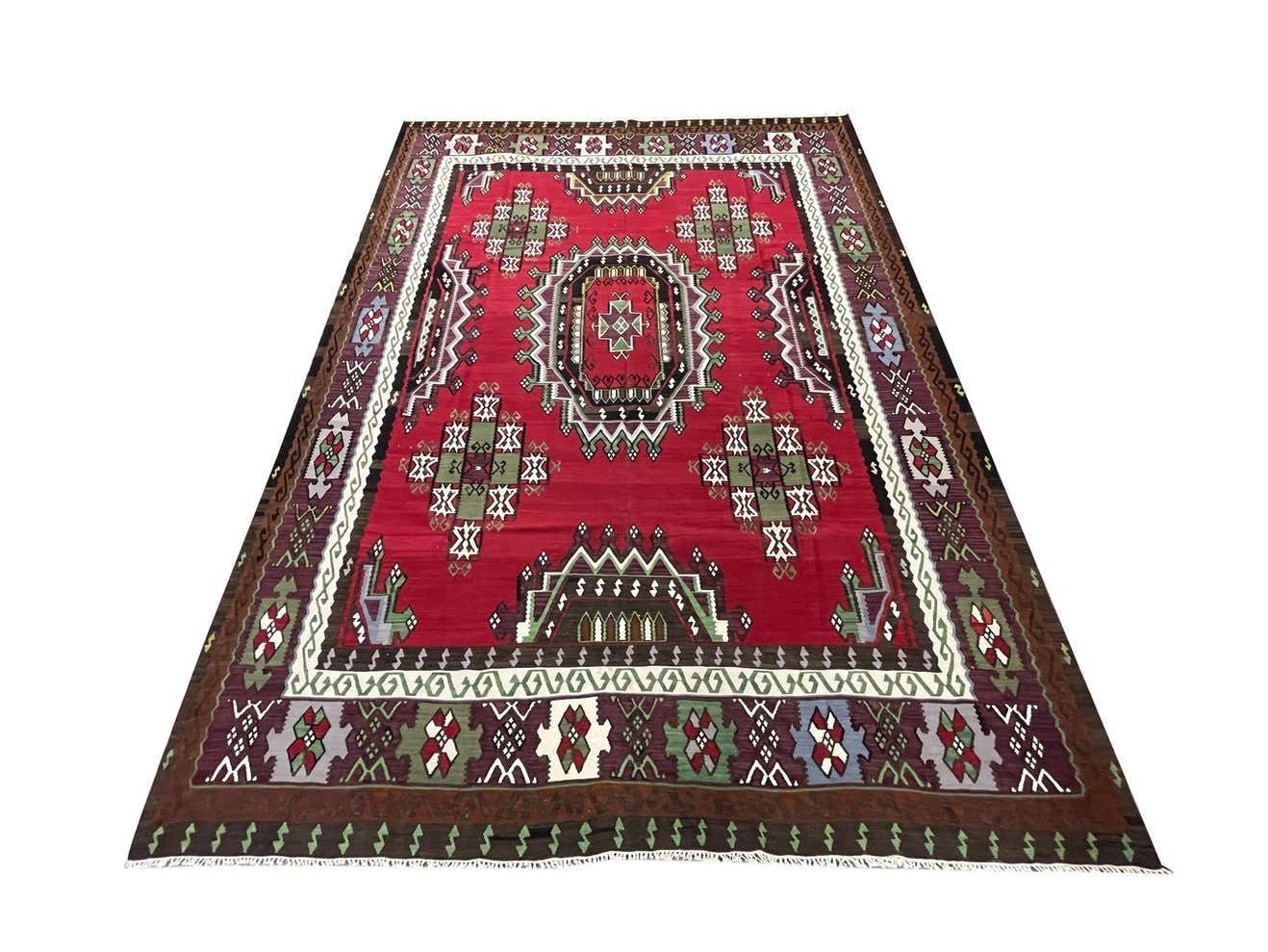 Red Carpet Antique Kilim Rug Handmade Flatwoven Geometric Rug 360x273cm photo Textiles