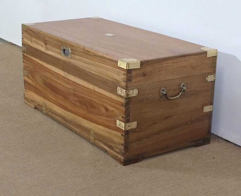 Camphor And Blond Mahogany Travel Trunk – Late 19th Century photo Furniture