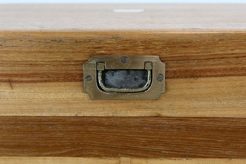 Camphor And Blond Mahogany Travel Trunk – Late 19th Century photo vintage