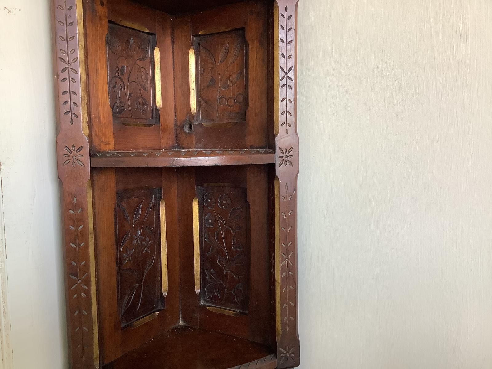 Georgian Mahogany Hanging Shelf Unit photo Furniture
