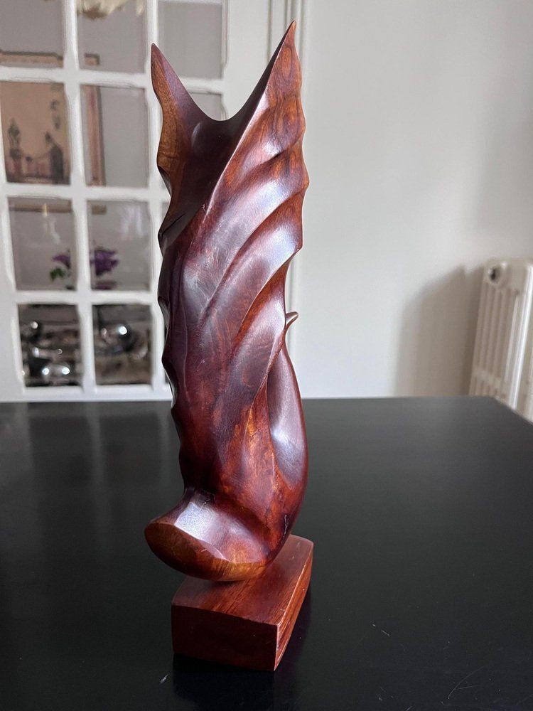 Scandinavian Wooden Bird Sculpture photo vinterior