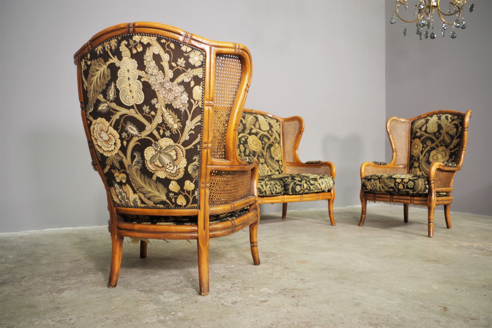 photo for sale Sofa And 2 Armchairs Set In Bamboo And Wicker From The 1980s