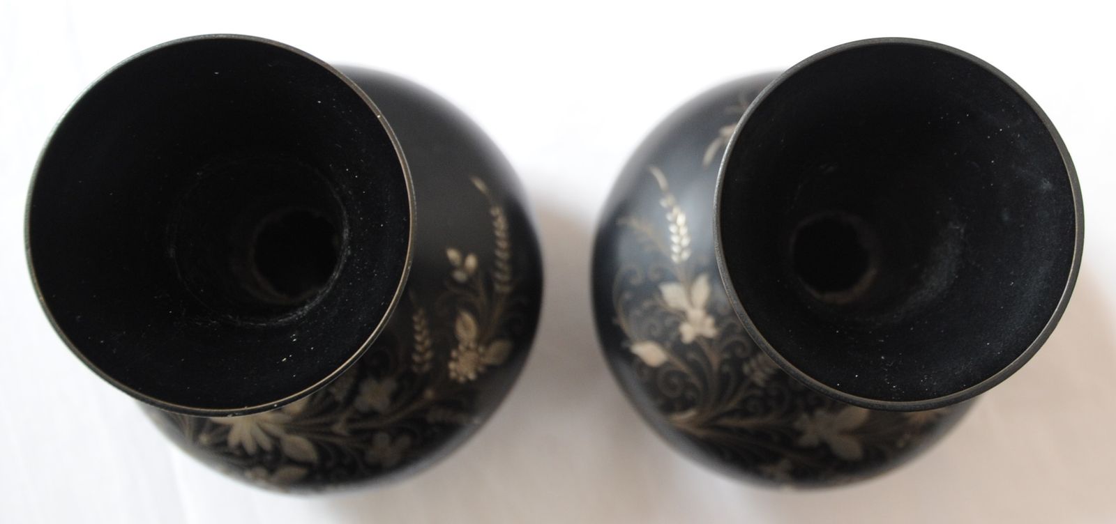 Home Decor Vintage Pair Of Anglo Indian Bidriware Metal Vases With Silver Inlay photo