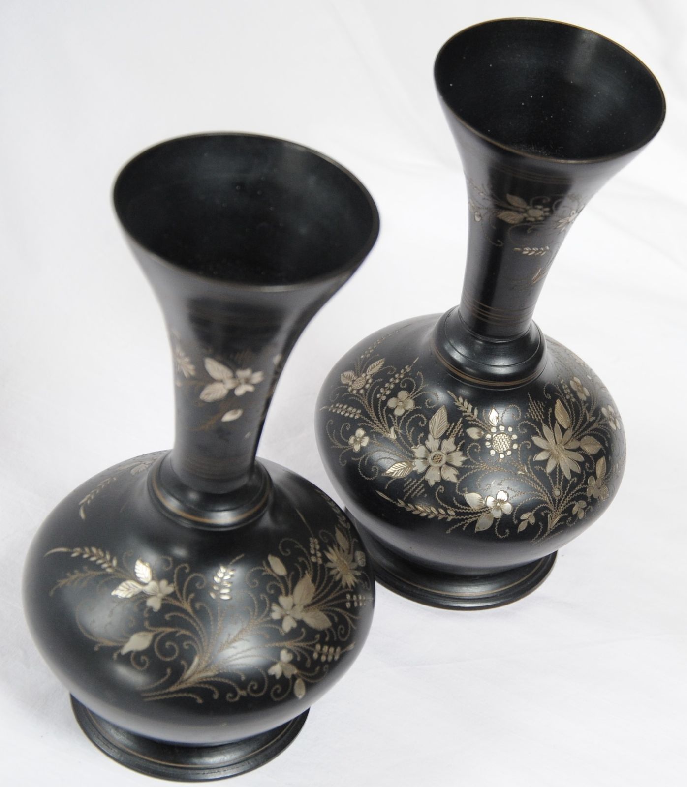 Vintage Pair Of Anglo Indian Bidriware Metal Vases With Silver Inlay photo 280.0