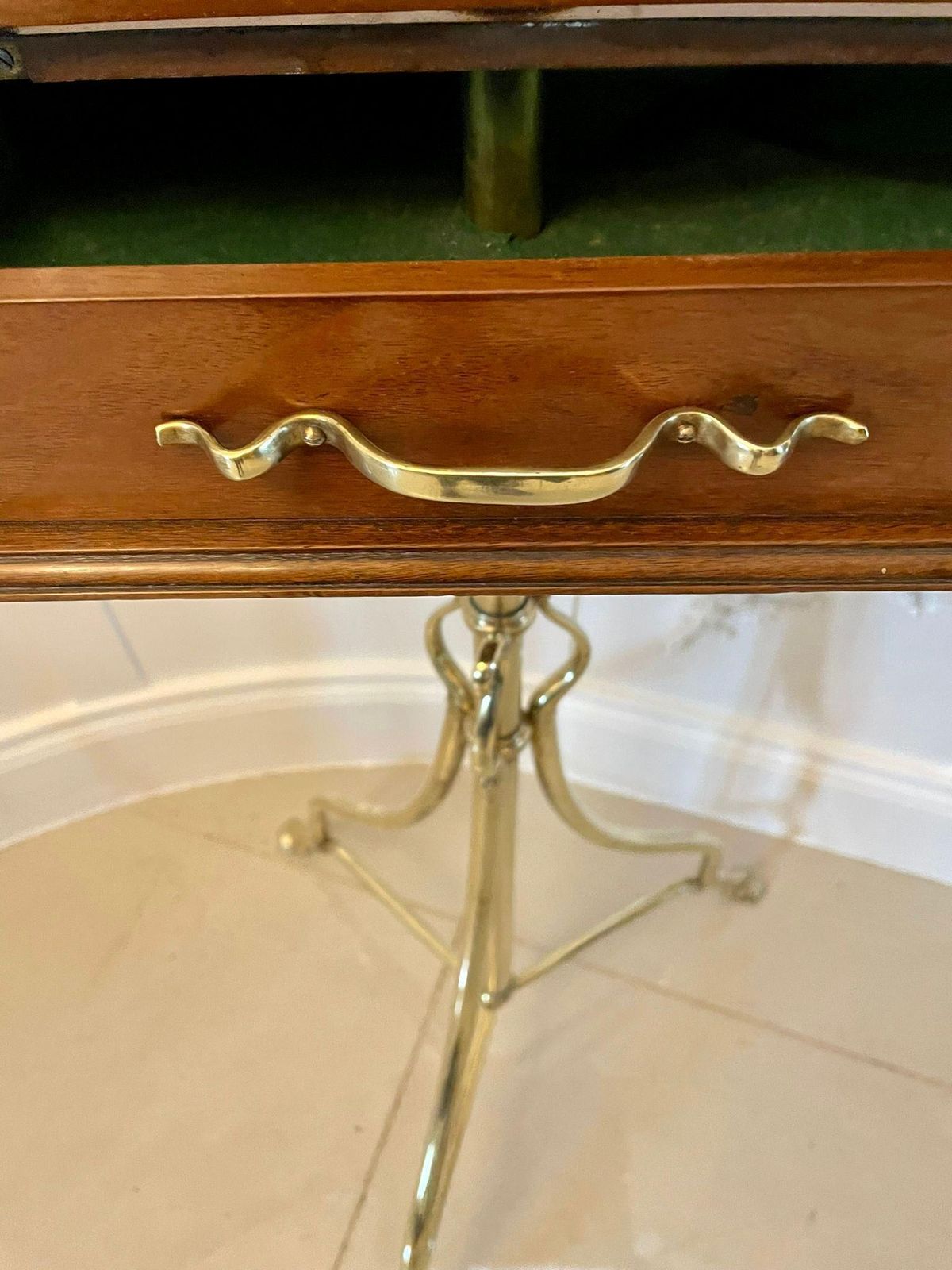 Unusual Antique Victorian Quality Mahogany And Brass Adjustable Mirror On Stand photo vinterior