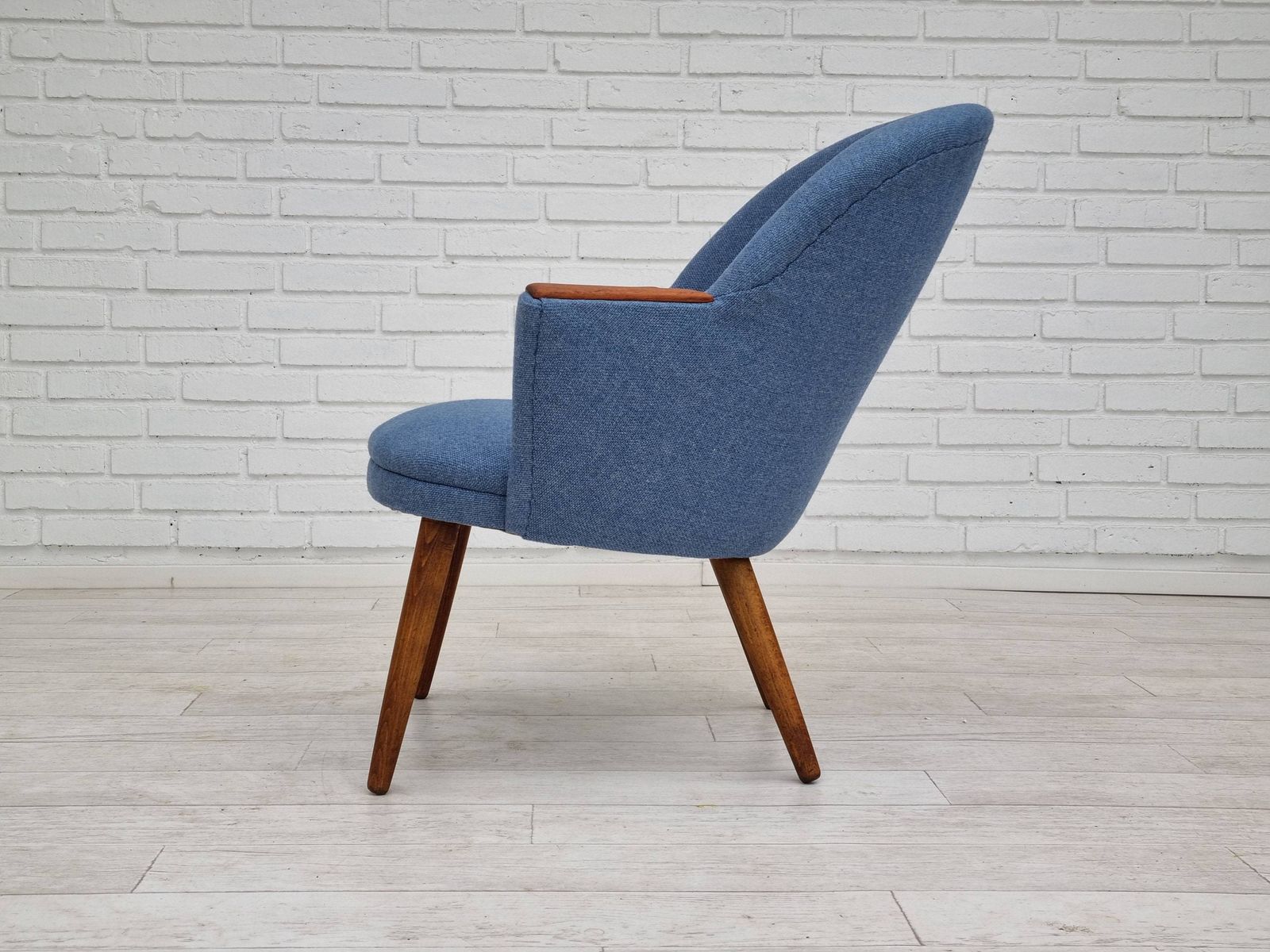 1960s, Danish Design, Completely Renovated Lounge Chair, Camira Furniture Wool Fabric, Teak photo buy
