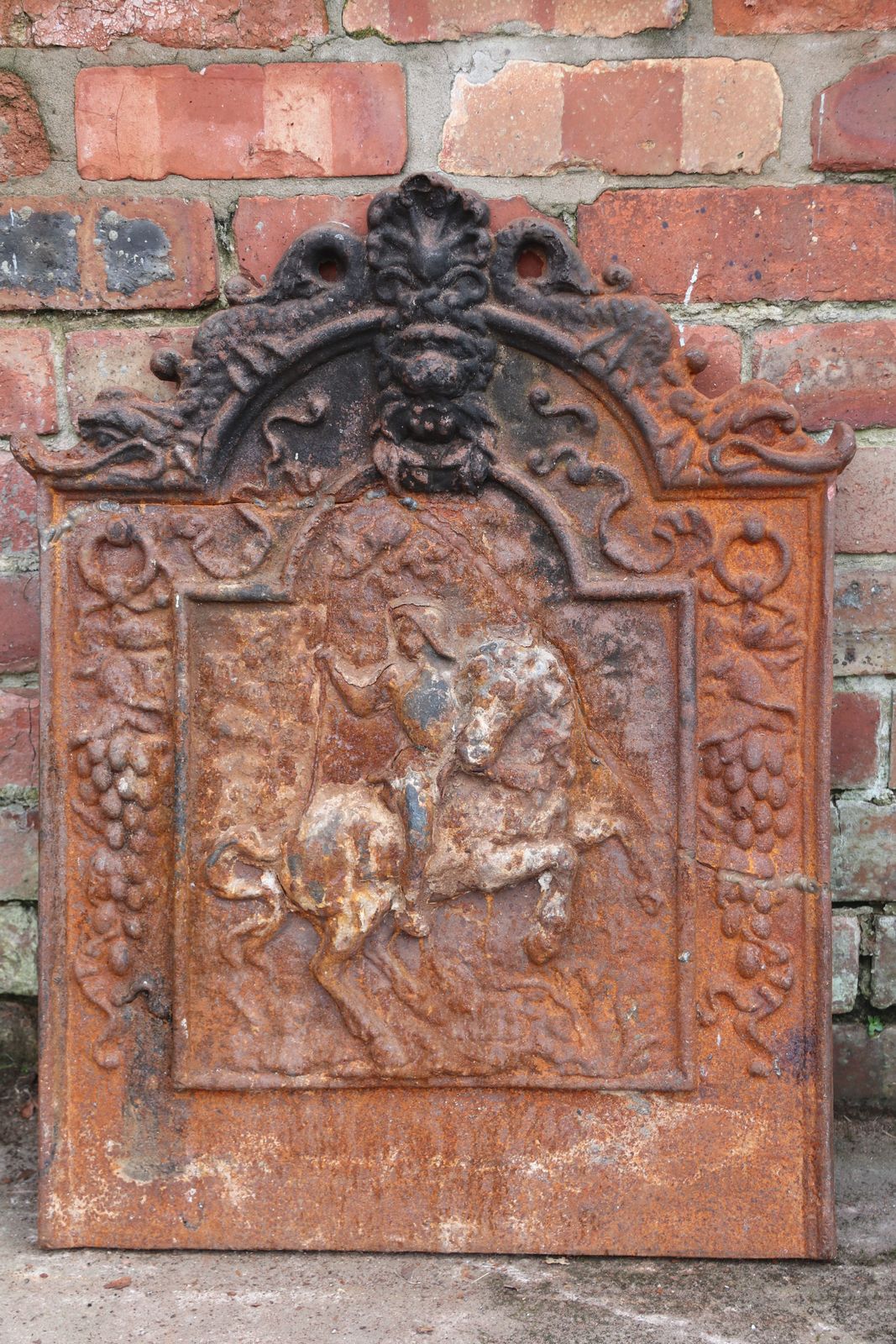 A Quality Cast Iron Arch Top Fireback