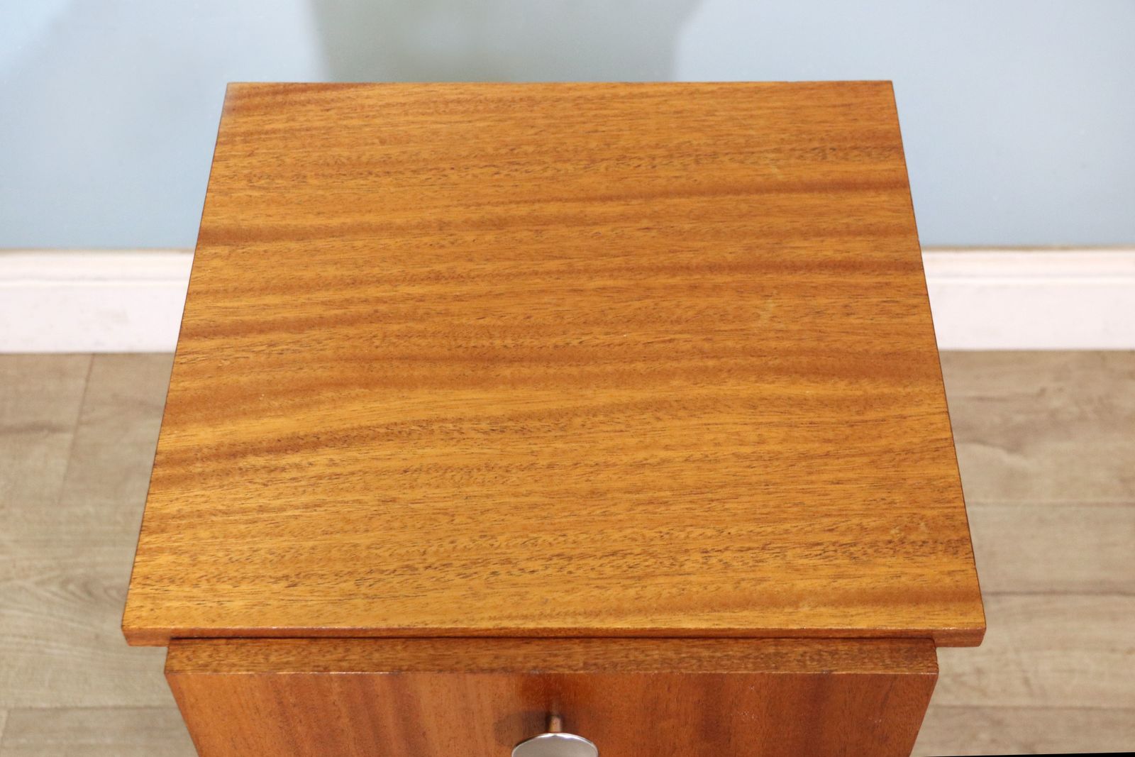 195.0 A Lovely Pair Of Retro Teak Veneered Bedside Cabinets. photo