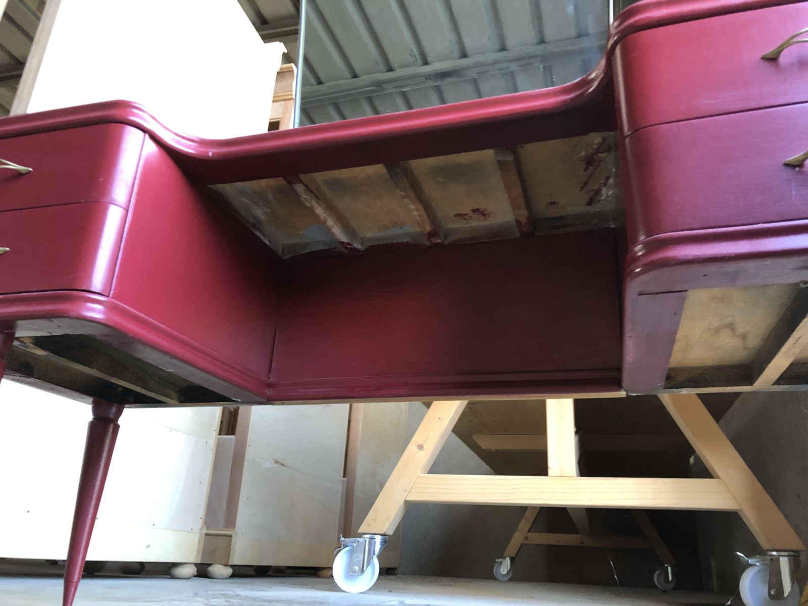 photo furniture Bordeaux Consolle With 50s Mirror